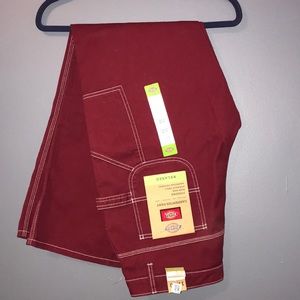 Dickie’s Carpenter Pant in Port Wine color